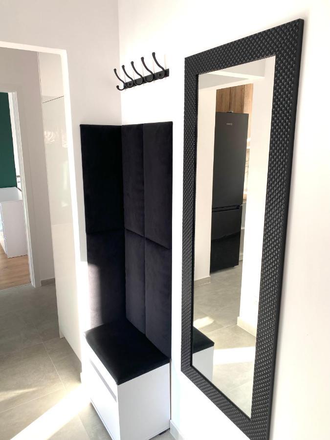 Apartament II Glamour Work&Relax, Obok Areny Gliwice, Fvアパートメント エクステリア 写真