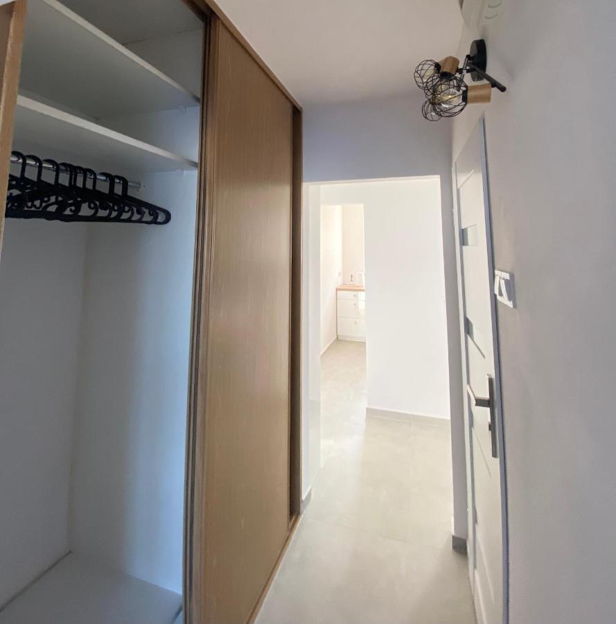 Apartament II Glamour Work&Relax, Obok Areny Gliwice, Fvアパートメント エクステリア 写真