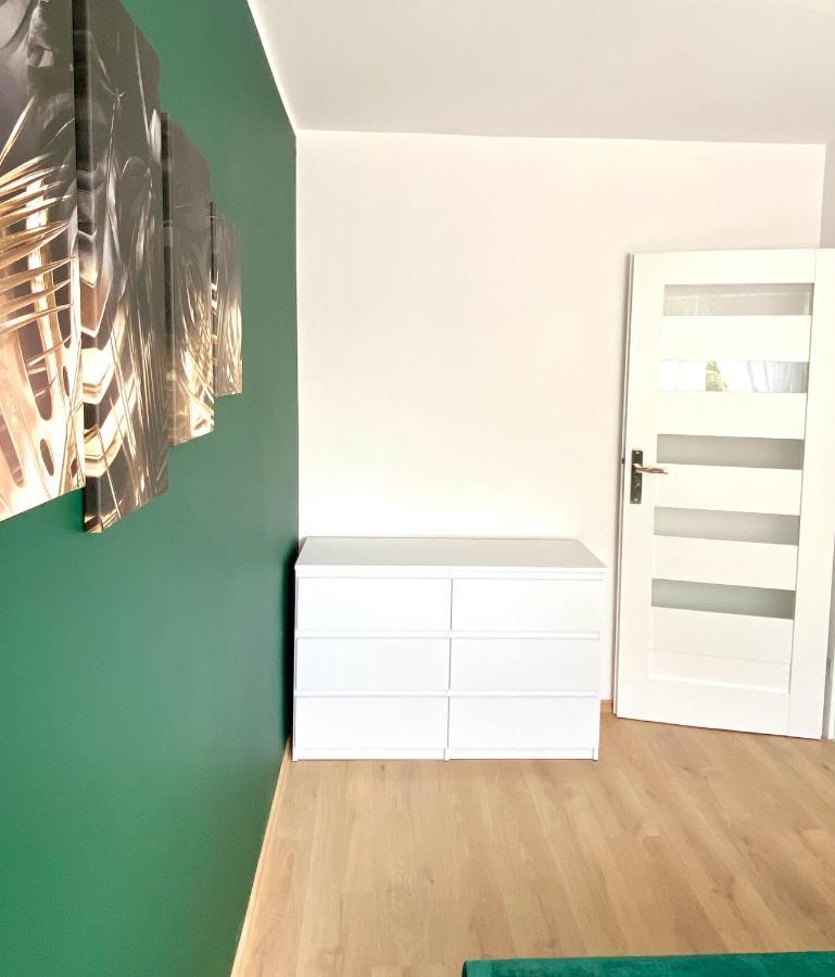 Apartament II Glamour Work&Relax, Obok Areny Gliwice, Fvアパートメント エクステリア 写真